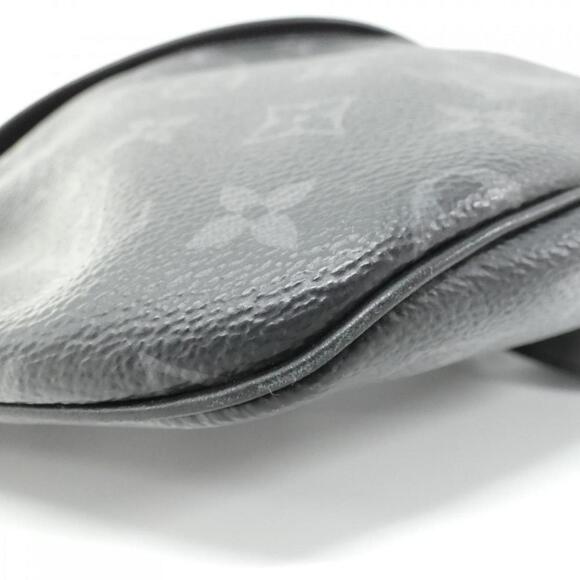 LOUIS VUITTON Black Monogram Shoulder Bag - Picture 3 of 9